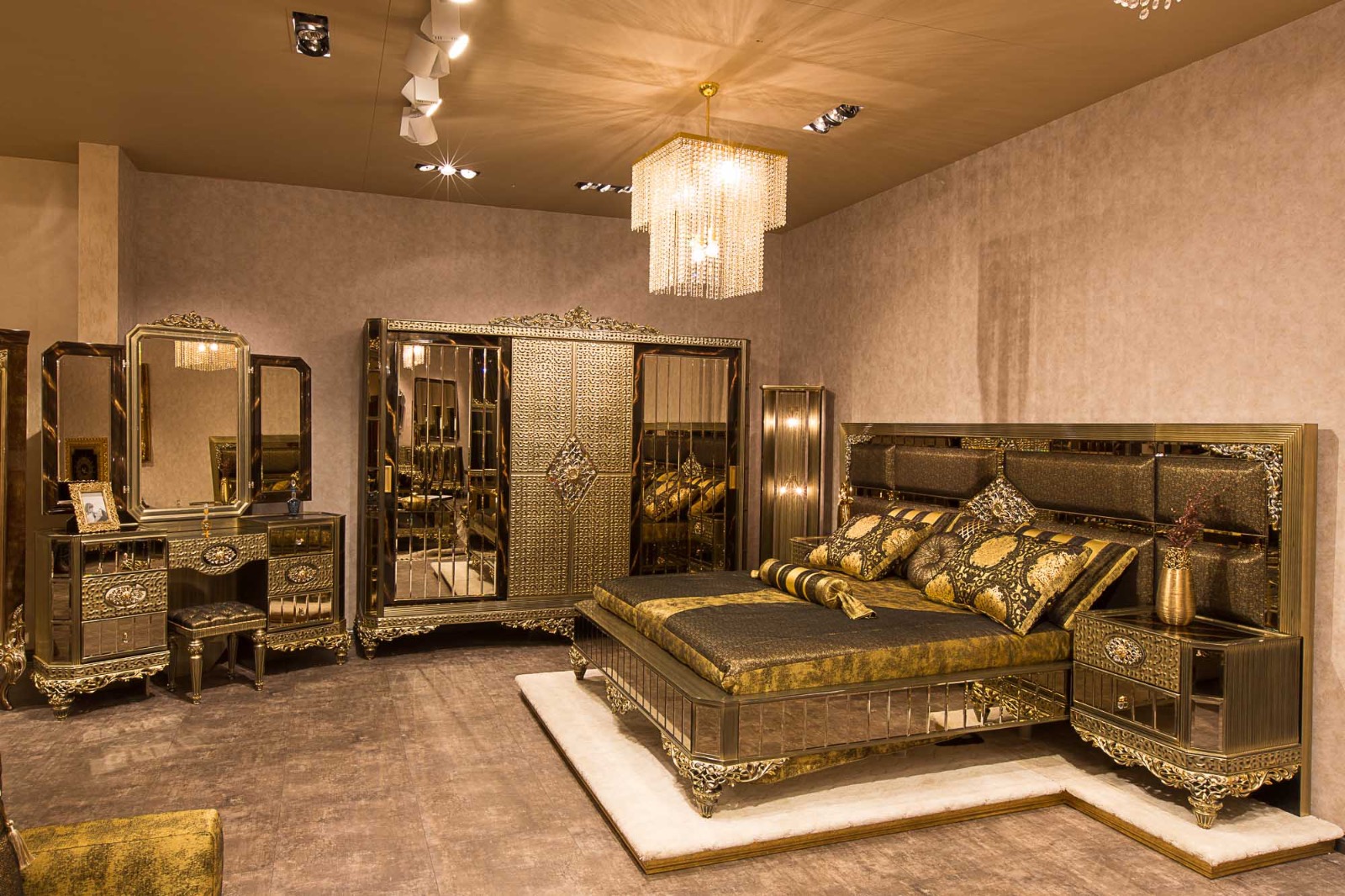 Yağmur Yatak Odası